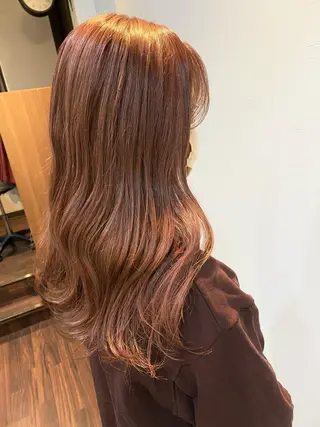 セミロング カラー 美髪 カラーリストのヘアスタイル