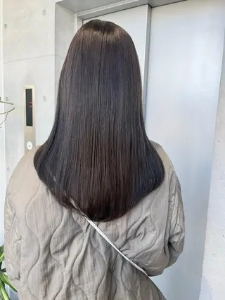 ロング カラー パーマ ヘアアレンジ 透明感/オリーブ/ グレージュ/YUKAのヘアスタイル