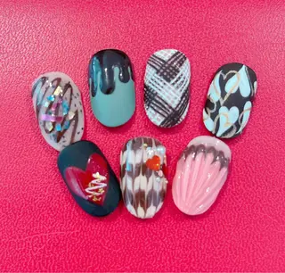 ネイル NAIL SALON ｔｏｇｇｙのネイルデザイン