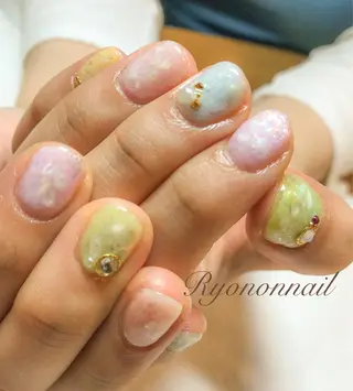 ネイル Ryononnail(リョノンネイル)所属・Ryononnail 上谷典子のネイルデザイン