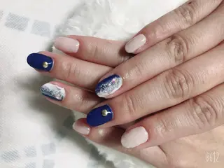 ネイル The Best Beauty受付担当のヘアスタイル