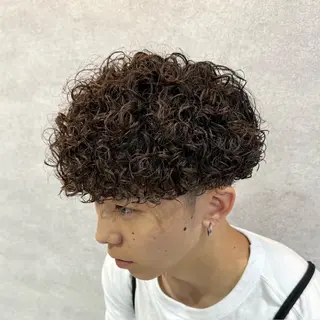 ショート カラー パーマ ヘアアレンジ メンズ 仕上がり満足度No. 1🔥BLUCK🔥のヘアスタイル