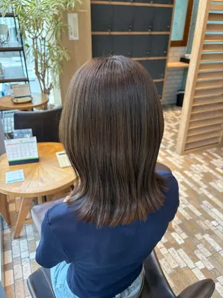 ミディアム Lolonois 森ノ宮/RINのヘアスタイル