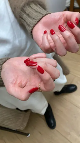 ネイル nailsalon　hue所属・小山 羽奈のネイルデザイン