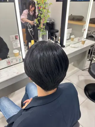 ショート カラー メンズ 小室 光瑠のヘアスタイル