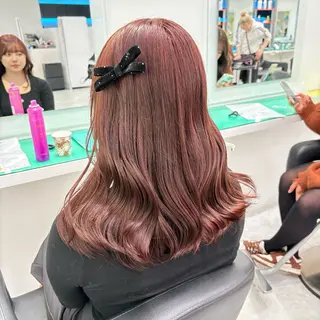 カラー akari🎀🤍 ガーリーstyleのヘアスタイル