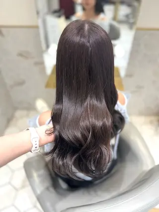 ロング カラー costes 今井芽依のヘアスタイル