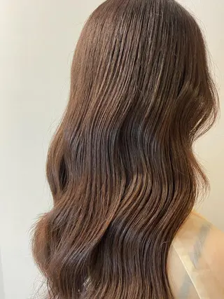 ロング カラー natsumi / N°ariaのヘアスタイル