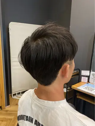 ショート メンズ 今吉舞美 /ケアパーマ/鎌取のヘアスタイル