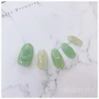 ネイル ＶＩＶＩ nailsalonのネイルデザイン