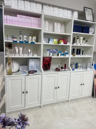 cpsalon ÉTOILE横浜馬車道店所属・ÉTOILE NATSUMIのエステ・リラクイメージ