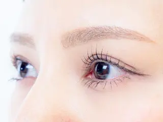 マツエク・マツパ taachi due所属・taachi due yumiの眉毛・アイブロウイメージ