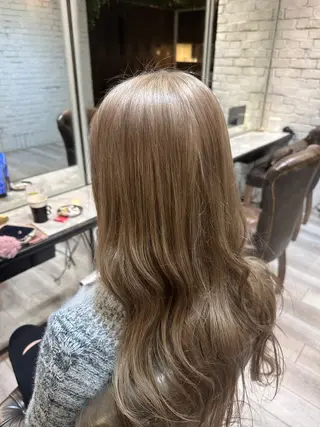 ロング カラー クロエ新宿所属・鈴木 健心のヘアスタイル