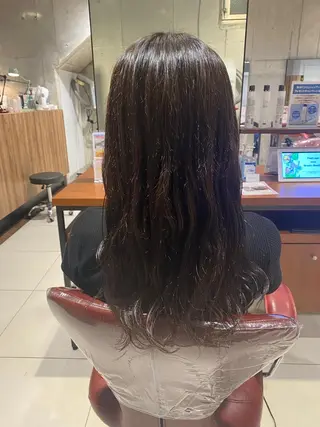 ロング テシロギ セイナのヘアスタイル