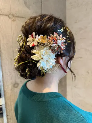 ロング ヘアアレンジ 女性に人気♪ はやしほのかのヘアスタイル