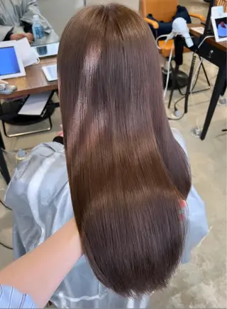 ロング 松下 奈央のヘアスタイル