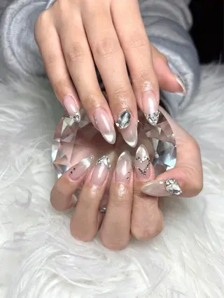 ネイル 藪木 七海のネイルデザイン