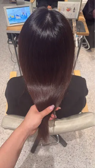 ロング カラー ブリーチ/マツエク 𝓡𝓲𝓷🫧のマツエク・マツパデザイン