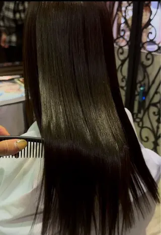 ロング 極上髪質改善 宮内開星のヘアスタイル