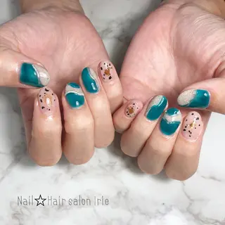 ネイル Hair salon Irie所属・與儀 知佳のネイルデザイン