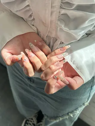 ネイル peTiT chikaneのネイルデザイン