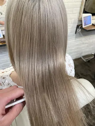 セミロング hair living Liko池袋東口店所属・✨透明感カラー🌱 上村　舜のヘアスタイル