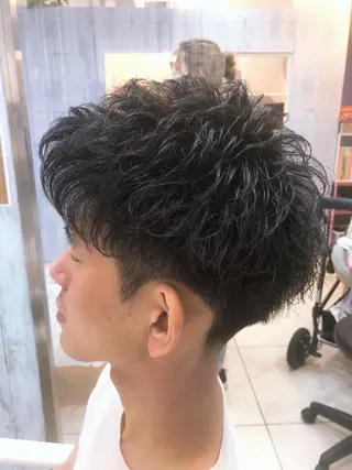 ショート パーマ メンズ 髪質改善× ハイライト溝江のヘアスタイル