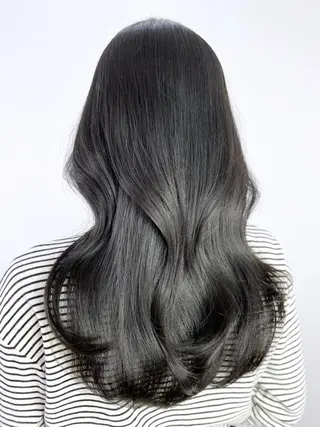 カラー セミロング ITbyALBUM 下北沢店のヘアスタイル