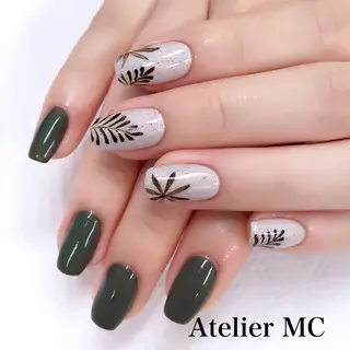 ネイル アトリエ エムシー 【新富町・東銀座】のネイルデザイン
