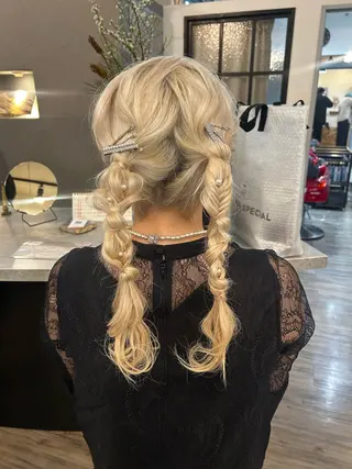 ヘアアレンジ ブリーチ／ヘアセット 🪞🌙minamiのヘアスタイル