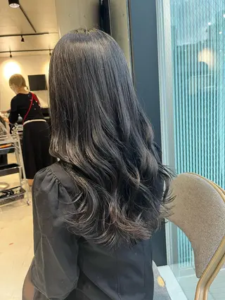 ミディアム カラー パーマ ヘアアレンジ 透明感/オリーブ/ グレージュ/YUKAのヘアスタイル