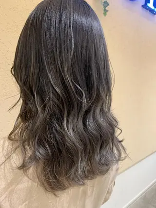 ミディアム カラー シャドールーツ美容師 篠原康太のヘアスタイル