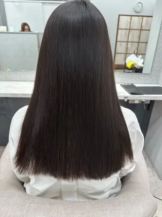 ミディアム 🖤🤍石川 アイリ🤍🖤のネイルデザイン