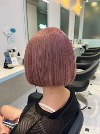 ショート カラー ブリーチカラー 🩵MIZUKIのヘアスタイル