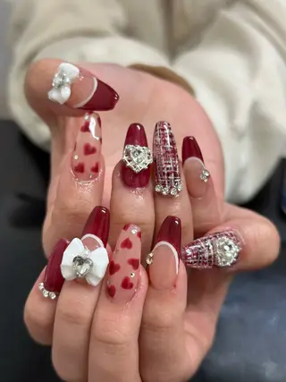 ネイル シャインネイル所属・伊藤 くるみのネイルデザイン