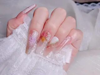 ネイル KARI ネイルサロンのネイルデザイン