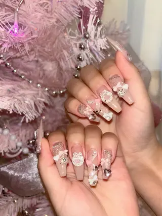 ネイル Naru Kelinailのネイルデザイン