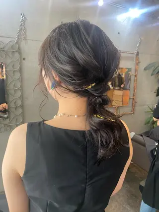 セミロング ヘアアレンジ モリモト サナのヘアスタイル