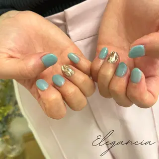 カラー ネイル Elegancia. Hiromiのネイルデザイン