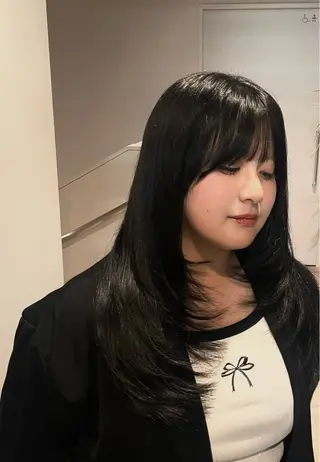 ロング カラー MIYUU OTANIのヘアスタイル