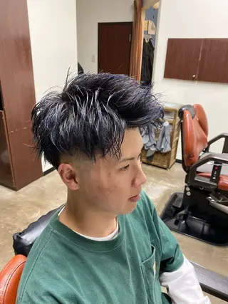 ショート カラー メンズ Kazu-hair 比治山店所属・佐々木 歩夢のヘアスタイル