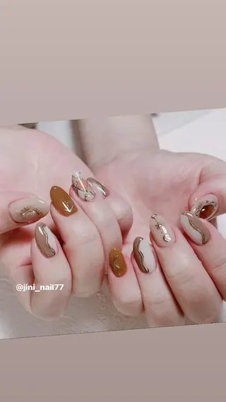 ネイル JINI NAIL所属・ジニ ネイルのネイルデザイン