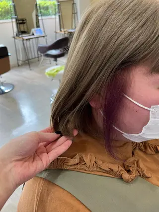 セミロング ELEN 新百合ヶ丘のヘアスタイル