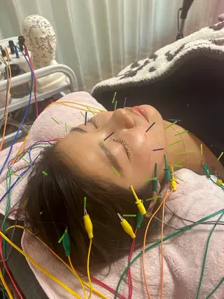 美容鍼灸サロン mahoroba院長のエステ・リラクイメージ