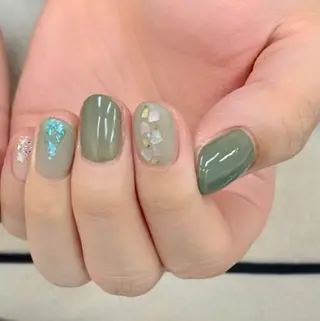 ネイル アトリエ　ミモザ所属・いまむら あかりのネイルデザイン