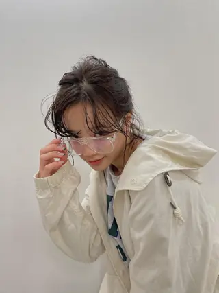 ミディアム カラー 梅田/ベージュ レイヤー/ヌマタのヘアスタイル