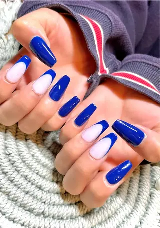 ミディアム GG houseのネイルデザイン