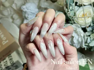 ネイル E.N🦋 長さ出し/持ち込みのネイルデザイン