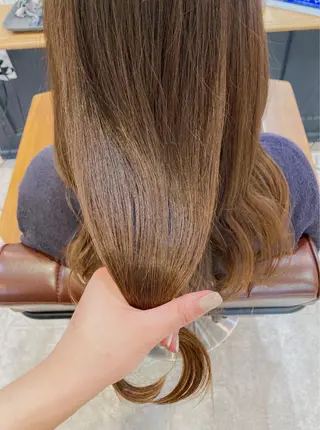 セミロング カラー ヘアアレンジ 山﨑 まなかのヘアスタイル