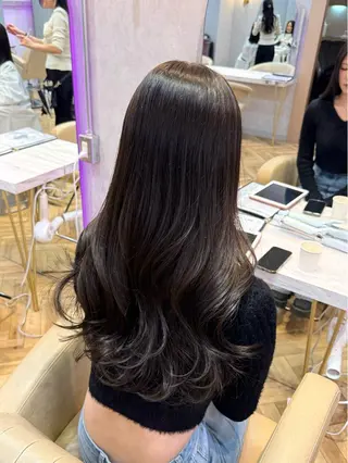 ロング 韓国ヘア/艶髪/ 透明感カラー/つぐみのヘアスタイル